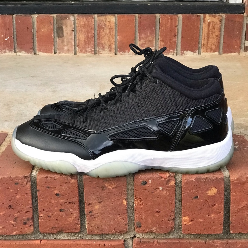 Air Jordan Retro 11 Low IE ‘Space Jam’ Size 12 - Picture 2 of 9